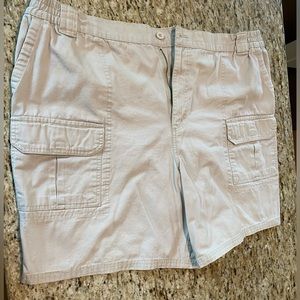 Men’s Basic Edition Size 2XL 100%Cotton Cargo Shorts, Khaki.